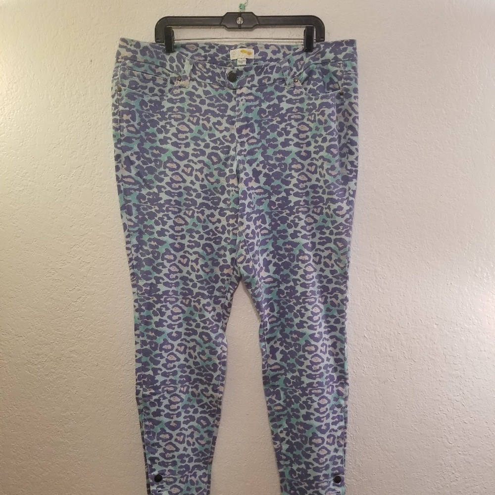 F21 Leopard Print Jean's NWT Plus 16